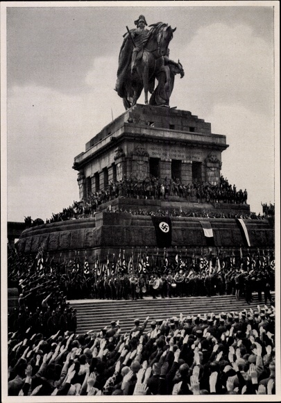 Collective picture Germany awakens No. 176 The German Labor Front at Deutsches Eck 1933