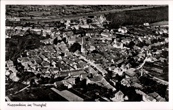 Ak Kuppenheim im Murgtal Schwarzwald, Luftaufnahme von  Häuser und Kirche sichtbar, Schwarz-Weiß,