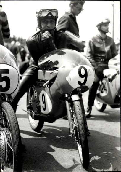Photo motor racing, motorcycle racer Rudolf Kunz, motorcycle