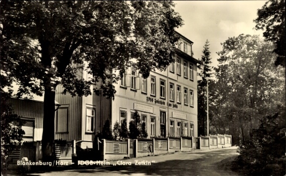 Postcard Blankenburg am Harz, FDGB Home Clara Zetkin