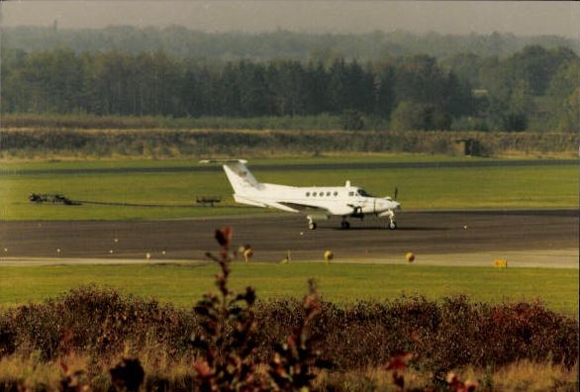 Set von 71 Fotos Flugzeuge und  Hubschrauber
