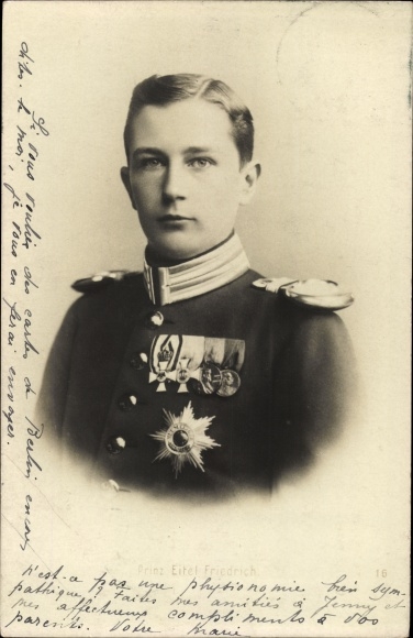 Postcard Eitel Friedrich Prince of Prussia, portrait in uniform, medal