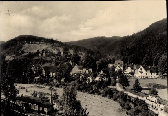 Ak Meuselbach Schwarzmühle Schwarzatal in Thüringen, Pension Daheim, uitzicht op de plaats