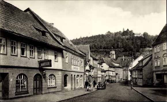 Postcard Wasungen in the Thuringian Forest, Neutor with a view of Maienluft Castle, Gasthof Quelle