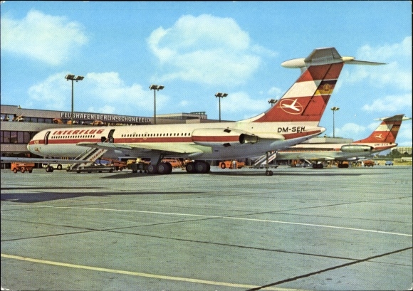 PC Schönefeld near Berlin, German passenger plane, Interflug, Ilyushin IL 62, airport, DM SEH