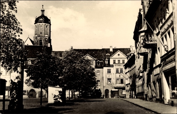 KP Neustadt an der Orla, plac przy rynku, sklepy