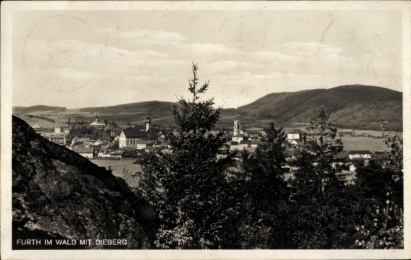 Ak Furth im Wald Oberpfalz Bayern, Blick über den Ort auf Dieberg