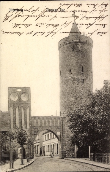 Ak Jüterbog in Brandenburg, Eingangstor, Turm,  Architektur, Stadtbild