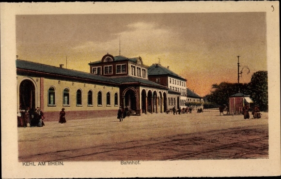 Ak Kehl am Rhein Ortenaukreis Baden Württemberg, Bahnhof, Straßenseite