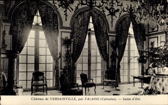 Postcard Falaise Calvados, Château de Versainville, Salon de Ete