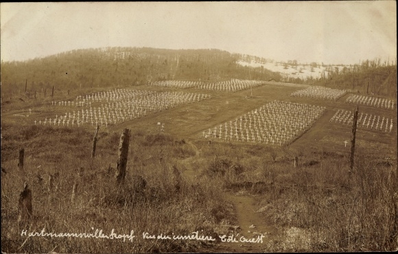 PC Hartmannswiller Hartmannsweiler Alsace Haut Rhin, Hartmannswillerkopf, cimetiere, soldiers&#39; graves