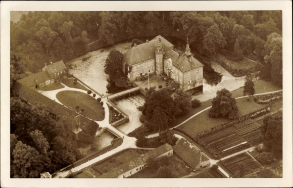 Postcard Gödens Sande in Friesland, Gödens Castle, aerial view