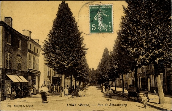 Postcard Ligny en Barrois Lothringen Meuse, Rue de Strasbourg