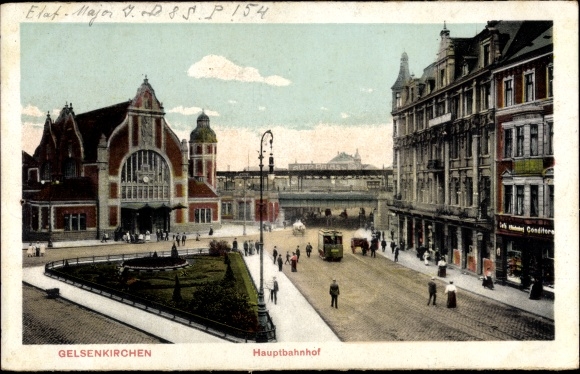 PC Gelsenkirchen in the Ruhr area, main station, exterior view, tram