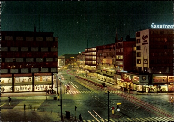 Ak Bärendorf Weitmar Bochum im Ruhrgebiet, Nachtsicht auf Bochum, beleuchtete Gebäude, Straßen...