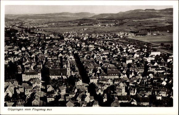 Postcard Göppingen in Württemberg, aerial view of cityscape, black and white photography