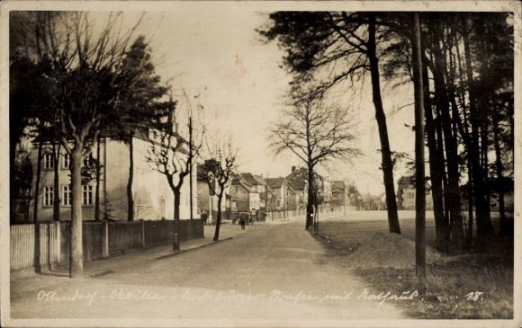 Foto Ak Ottendorf Okrilla Sachsen, Straßenansicht, Rathaus