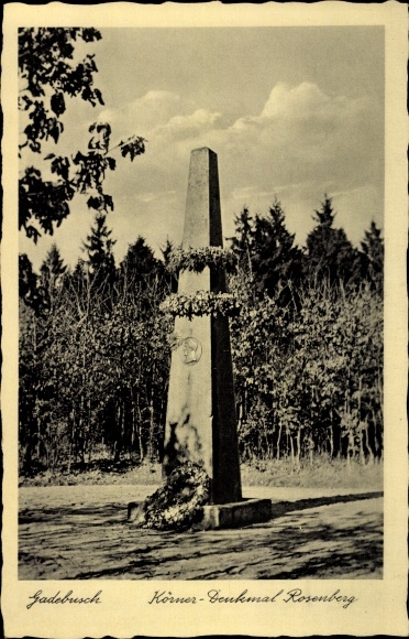 Postcard Gadebusch in the district of Northwest Mecklenburg, grain monument, Rosenberg