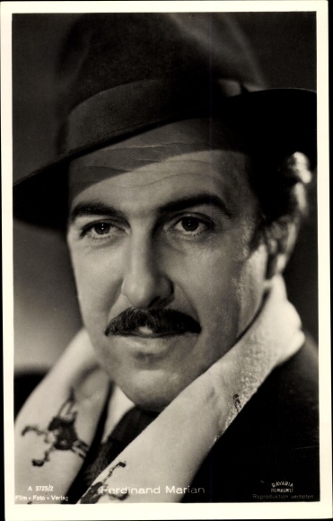 Postcard Actor Ferdinand Marian, portrait