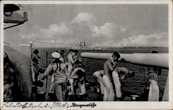 Picture German Navy, sailors washing their morning clothes on deck