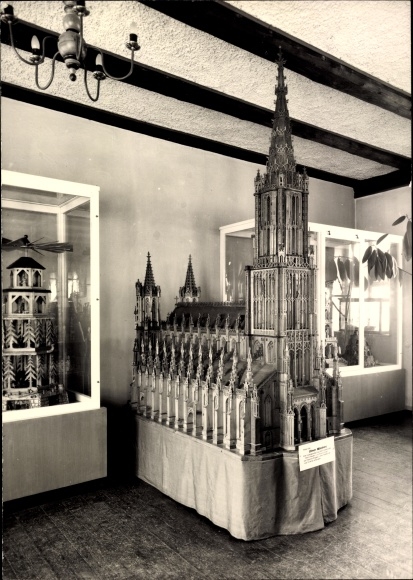 PC Olbernhau in the Ore Mountains, house of homeland, Ulm Minster, fretwork