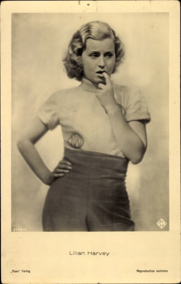Postcard actress Lilian Harvey, portrait, Ufa Film, Ross Verlag 6980 2