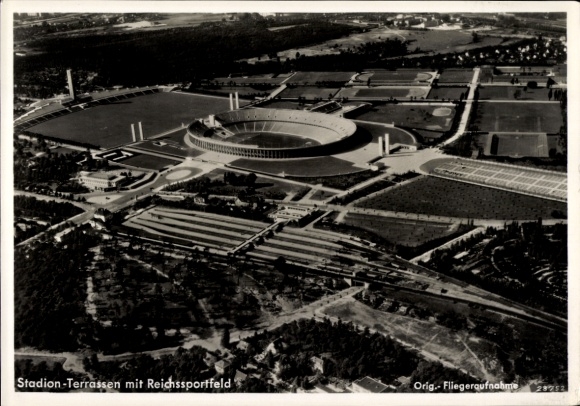 KP Berlin Charlottenburg, zdjęcie lotnicze Reichssportfeld i tarasów stadionu, CJ Frey