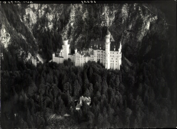 Photo Hohenschwangau Schwangau in the Ostallgäu, Neuschwanstein Castle