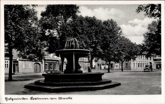 Ak Holzminden in Niedersachsen, Brunnen am Markt