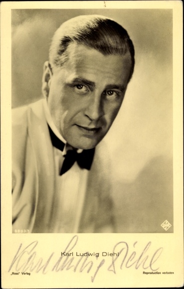 Postcard actor Karl Ludwig Diehl, portrait, Ufa Film, Ross Verlag 8803 1, autograph