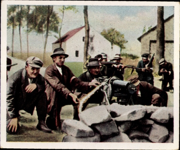 Collective picture The post-war period 41, May 1921, Annaberg Upper Silesia, Polish insurgents, barricade