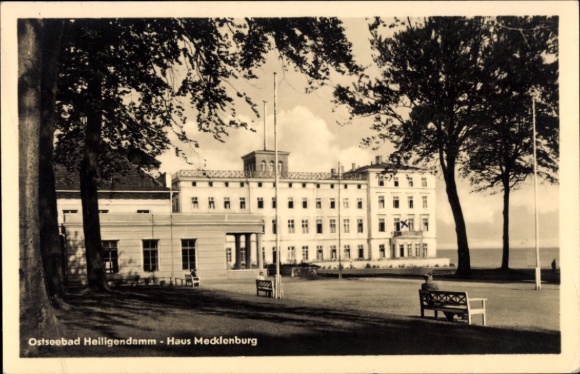 Postcard Seebad Heiligendamm Bad Doberan, Baltic Sea resort Haus Mecklenburg, usable benches, lake view