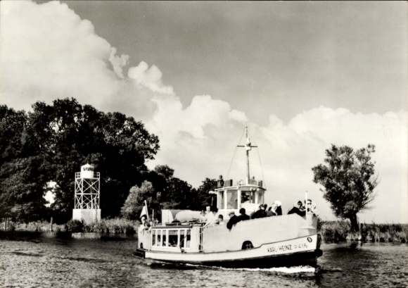 KP Ueckermünde na Pomorzu Zachodnim, port, statek, Karl-Heinz P415