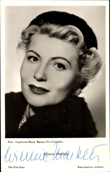 Postcard actress Winnie Markus, portrait with cap, Ufa Film, autograph