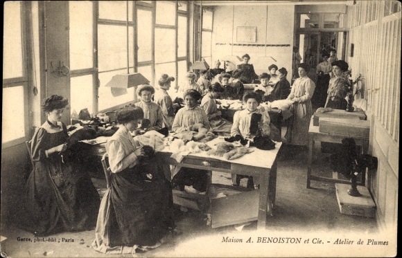 PC Paris XI., Maison A. Benoiston et Cie., spring workshop