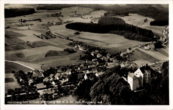 Postcard Waldburg in Württemberg, aerial photograph, Waldburg Castle