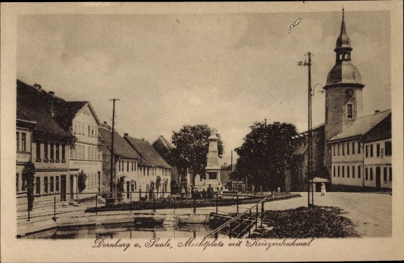 PC Dornburg in Thuringia, market square, war memorial