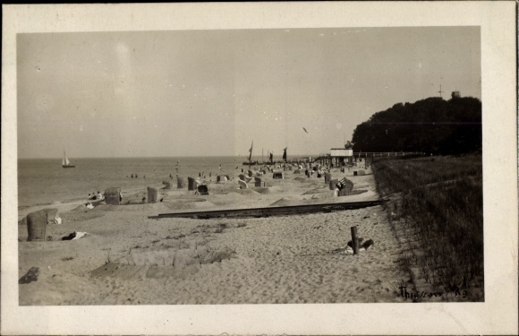 Photo Postcard Thiessow on Rügen, beach, beach chairs