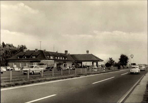 Ak Köckern Sandersdorf Brehna in Saksen Anhalt, rustplaats langs de snelweg, tankstation