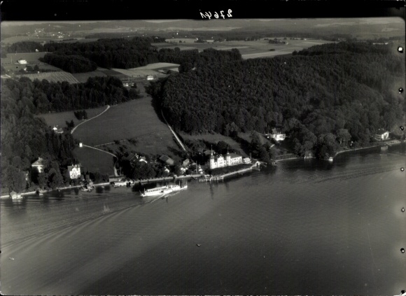 Photo Leoni Berg on Lake Starnberg, Upper Bavaria, aerial photograph