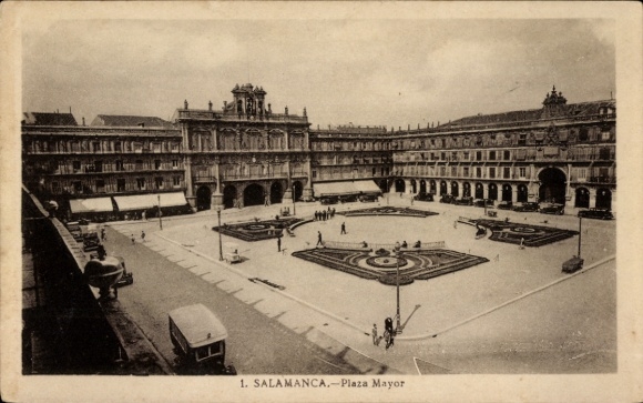 Ak Salamanca Kastilien und León, Plaza Mayor, historische Architektur, Menschen in der Plaza
