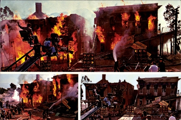 Postcard Universal Studios, film scene The Immigrants, reenactment of the San Francisco earthquake