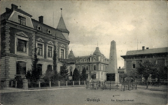Postcard Woldegk in Mecklenburg, war memorial