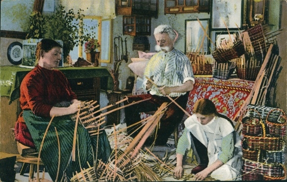 Postcard Spankorbmacherei, life and hustle and bustle in the upper Ore Mountains, Verlag Wilhelm Vogel