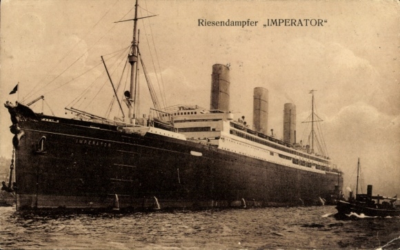 Picture giant steamer Imperator, HAPAG
