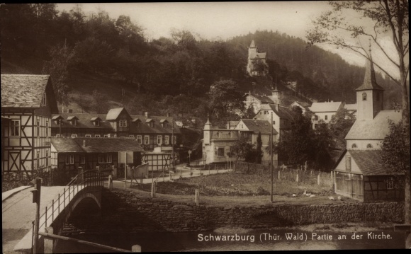 Postcard Schwarzburg in Thuringia, church, bridge, half-timbered houses