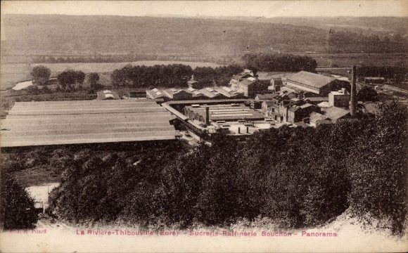 CPA La Rivière Thibouville Fontaine la Sore Eure, Sucrerie Raffinerie Bouchon, Panorama