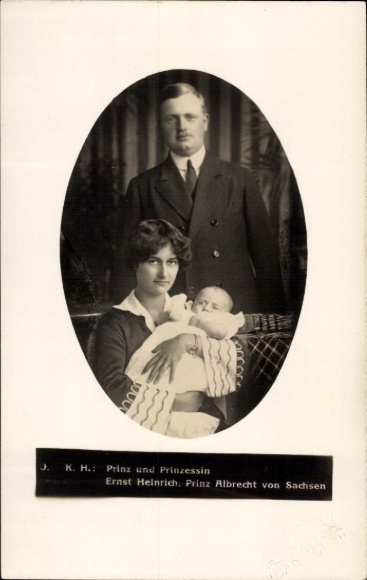Postcard Prince Ernst Heinrich of Saxony, Sophie of Luxembourg, Prince Albrecht