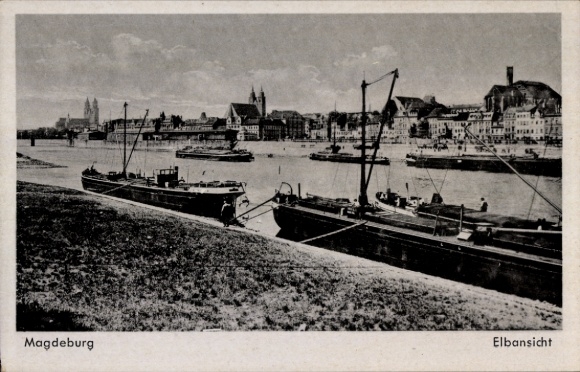 Postcard Magdeburg in Saxony-Anhalt, view of the Elbe with barges