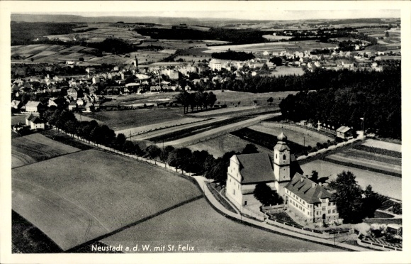 Ak Neustadt an der Waldnaab, Fliegeraufnahme, St. Felix